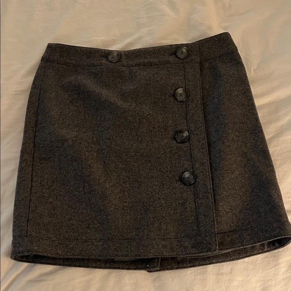 Ann Taylor Loft Charcoal Button-Front Women's Skirt - Picture 1 of 3